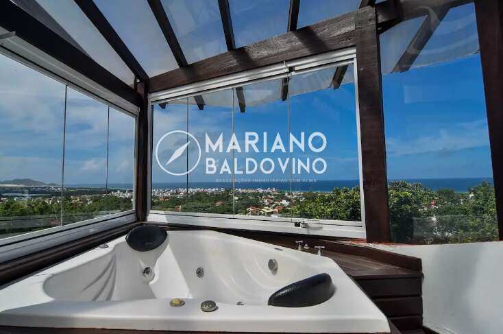 Casa à venda com 4 quartos, 280,00m² - Campeche,Florianópolis